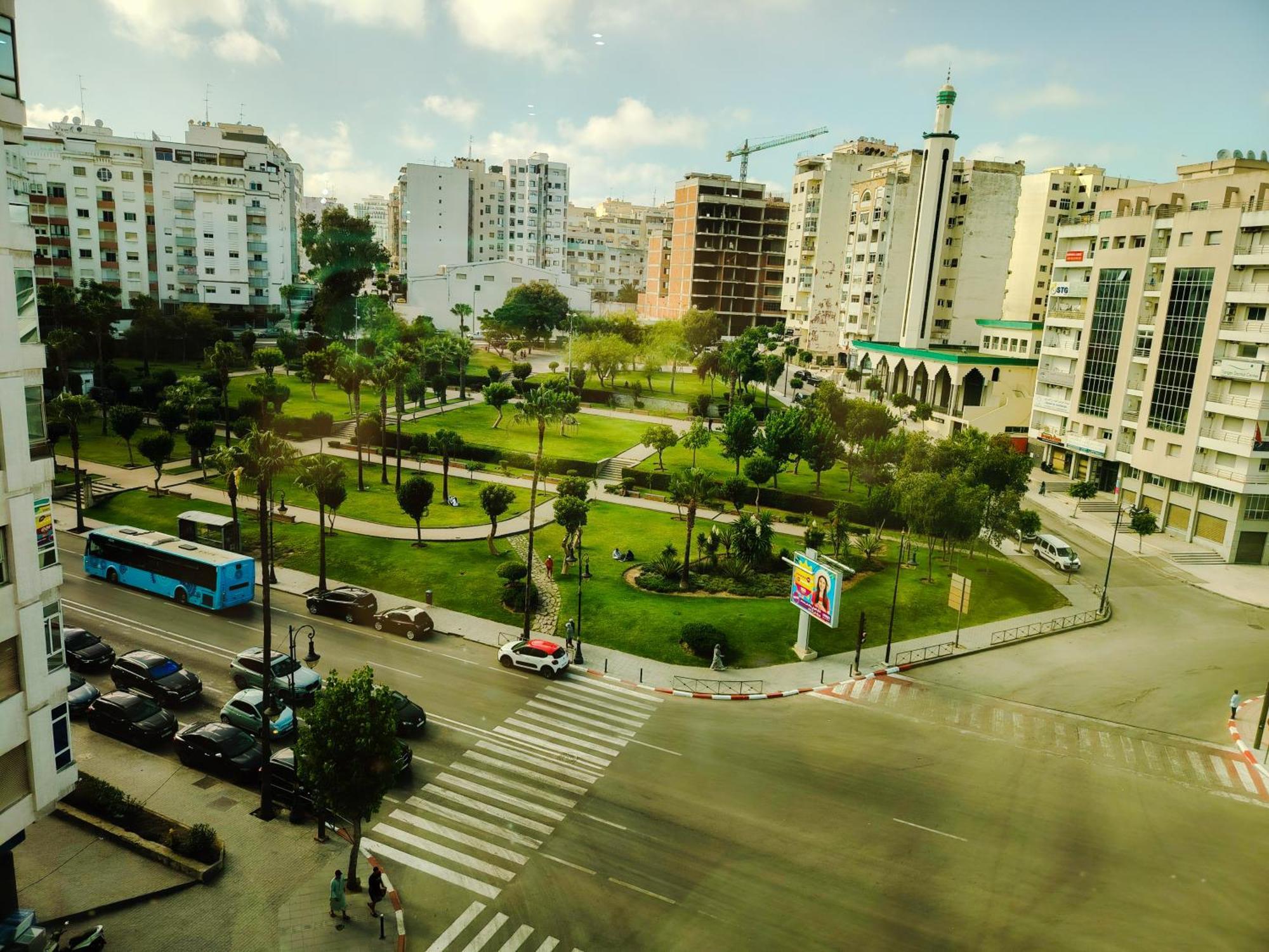Nouveau Appartement Prestige Avec Vue Paronamique Tanger Luaran gambar